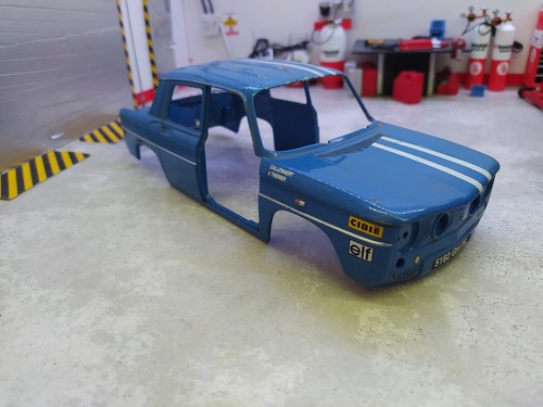Carrosserie renault 8 - 1/18,