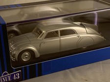 AVN60119   - Tatra T77A Argent