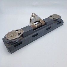 Catamaran voilier Lewmar 4OR avec manille et ligne de contrôle unique