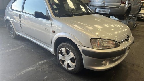 Malle hayon arriere peugeot - malle/hayon,