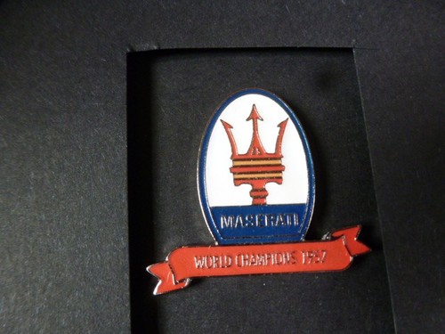 Pin badge auto car voiture - badge,