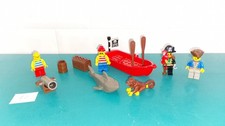 Lot Lego ancien pirates figurines canon bateau singe requin coffre capitaine