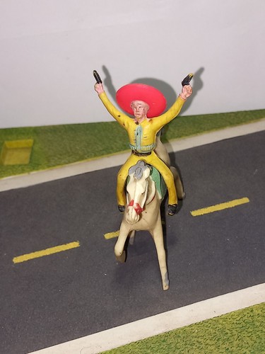 Cavalier mexicain cyrnos - cavalier,