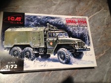 ICM 72712 - 1/72- camion de
