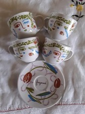 Quatre tasses fragonard décor