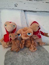 Lot de 4 peluches E.T., l'extra-terrestre