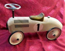 Voiture Vilac blanche en métal 