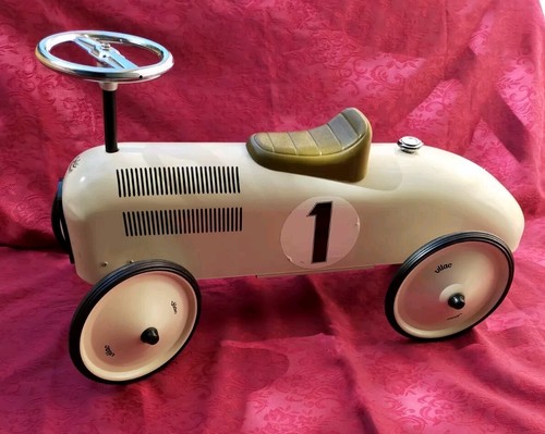 Voiture vilac blanche - vilac, en