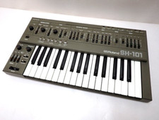 Clavier synthétiseur basse
