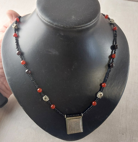Ancien collier ethnique - , /