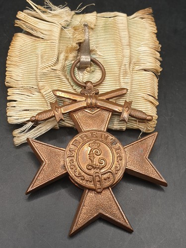 Médaille croix mérite - croix,