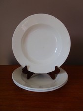 3 Assiettes creuses blanches