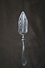 Cuillère à absinthe ancienne