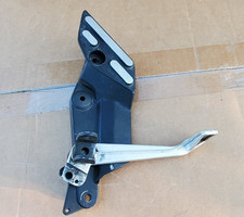 Platine Droite Pédale De