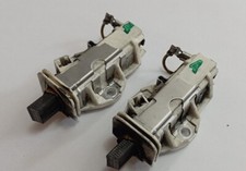 831.60023 paire charbon balais