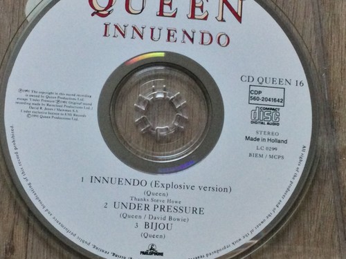 Queen titres - 3, titres,
