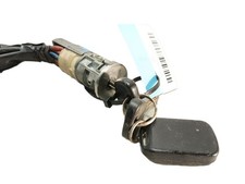 COMMUTATEUR D´ALLUMAGE /