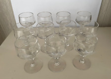 11 anciens petits verres à pied fond épais liqueur alcool vintage