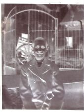 LOT DE 4 PLAQUES PHOTO VERRE 12 x 9 , NEGATIF , MÊME LIEU , ENFANT FEMME HOMME