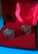 Fine Paire Boutons de