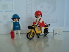 PLAYMOBIL vintage city life ménagères vélomoteur jaune set 3302 de 1986 #1