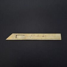 Demi-pied de roi en laiton