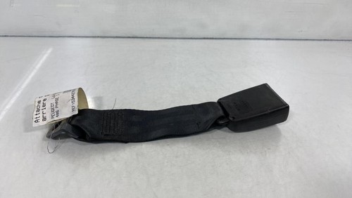 Attache ceinture arriere