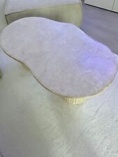 Table basse en véritable travertin beige clair