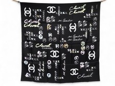NEUF FOULARD CHANEL CAMELIA