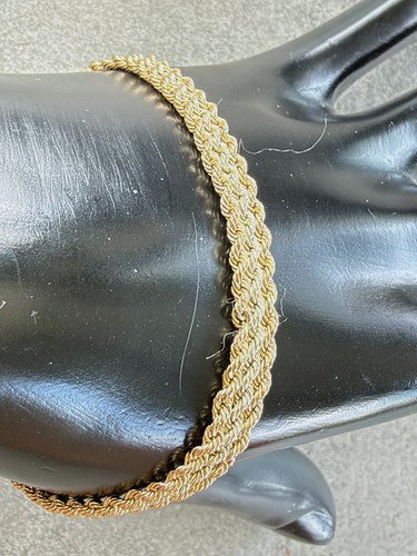 Très joli bracelet souple - , en
