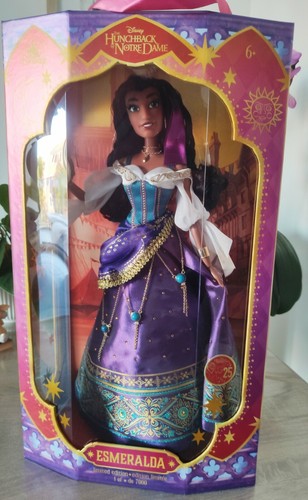 Poupée disney doll - disney,