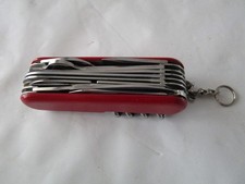 couteau suisse wenger delémont multifonctions