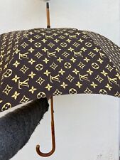 Louis Vuitton : parapluie