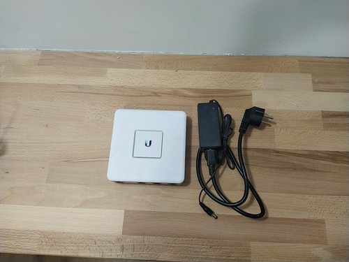 Ubiquiti unifi usg - ubiquiti,