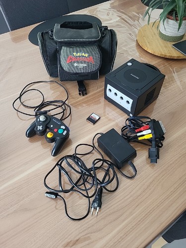 Gamecube avec sacoche pokemon - avec,