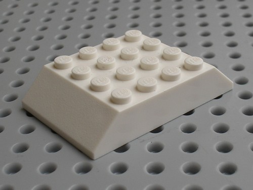 Lego train white slope - white,