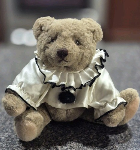 Vtg tall gund - vtg, 1983