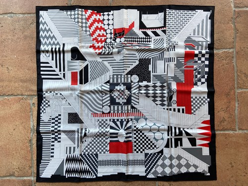 Foulard carré hermès - carré, soie