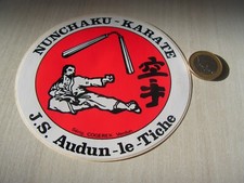 autocollant    publicite     kung fu  nunchaku karaté audun le tich ( aut 3   )