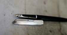 STYLO PLUME WATERMAN CF DOUE - PL. ARGENT LIGNEE - PLUME EN OR MASSIF 18 CARATS
