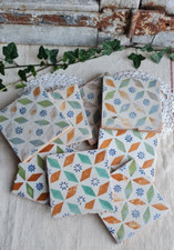 8 ANCIENS CARREAUX EN TERRE CUITE DECOR EMAILLES NEVERS TOMETTE