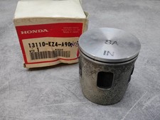 Piston A CR125R 2000-02 *NOS* HONDA 13110-KZ4-A90 NOS