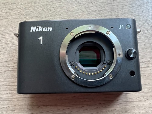 Nikon body uniquement - 1, j1