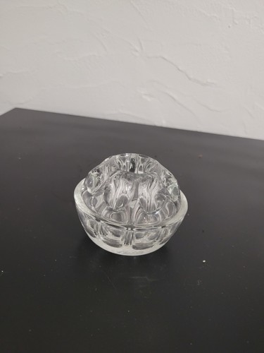 Ancien vase pique fleurs boule - pique,