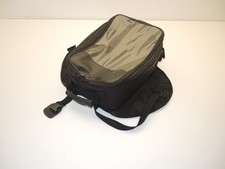 Sacoche réservoir magnétique  de