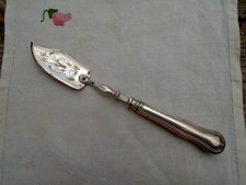 PELLE A GATEAU ANCIENNE EN