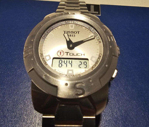 Tissot swiss quartz watch - tissot,