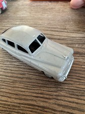 DINKY TOYS FORD VEDETTE 24Q MADE IN FRANCE MECCANO