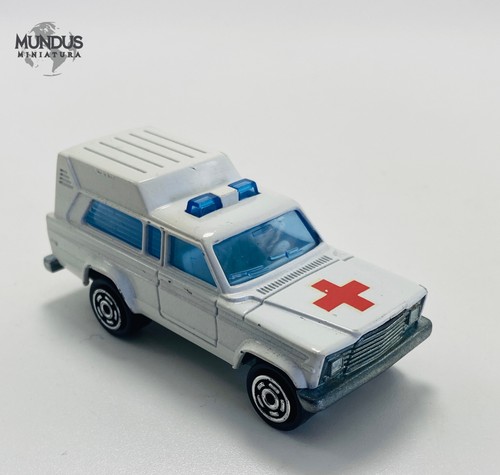 Ambulance majorette 269 - ambulance,