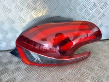 Feu arrière droit - PEUGEOT